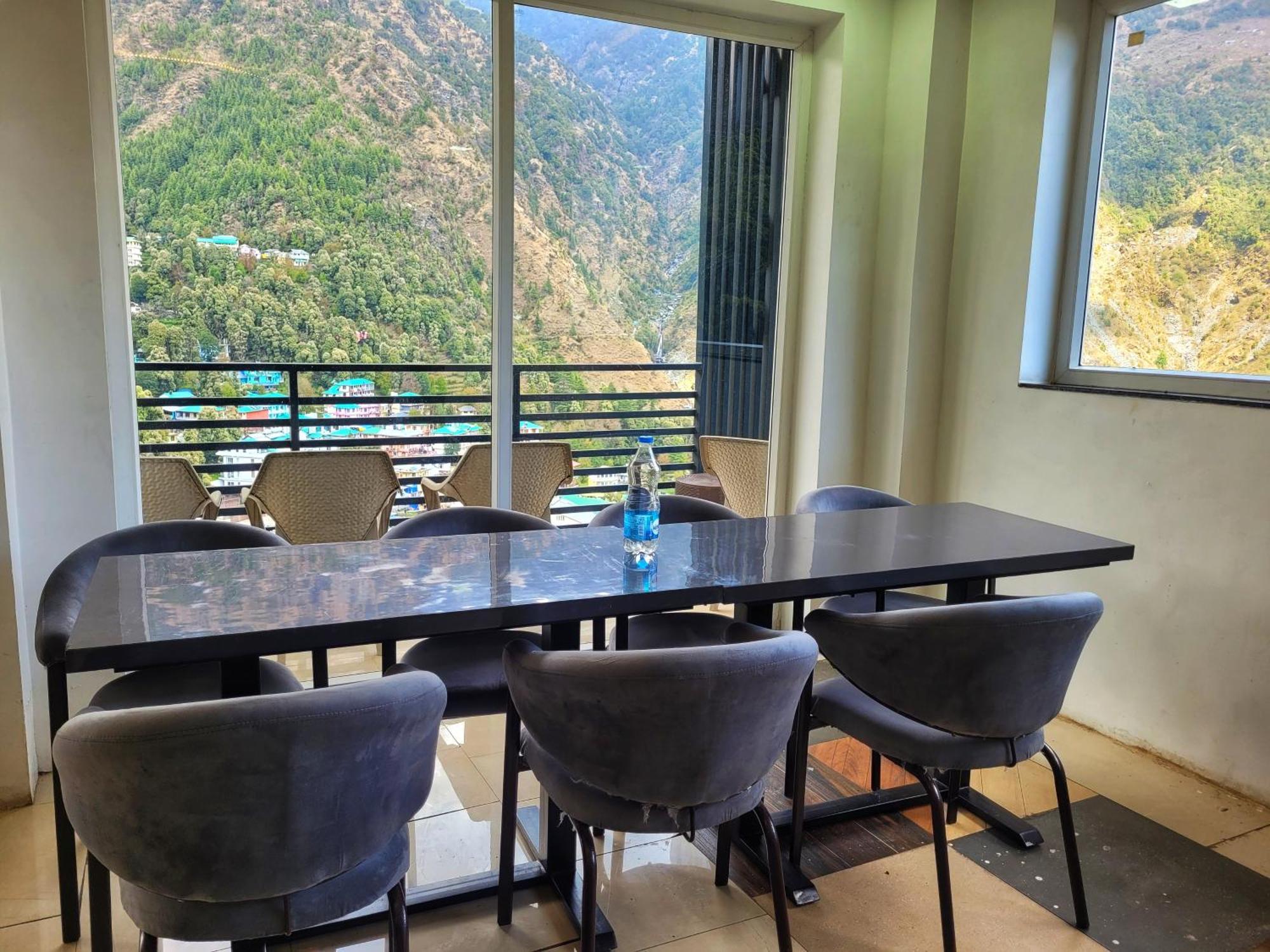 Rr Hotel & Resort Dharamshala Exterior foto